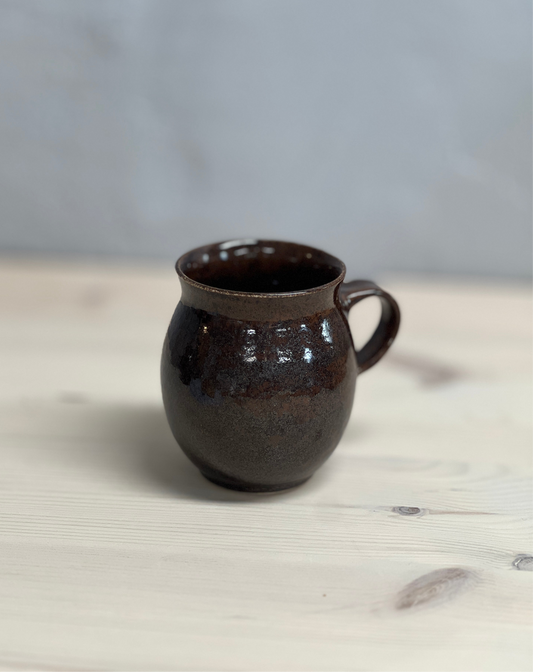 Mugg med öra - brun